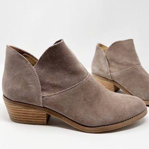 Lucky Brand Fahmida Taupe Suede Booties